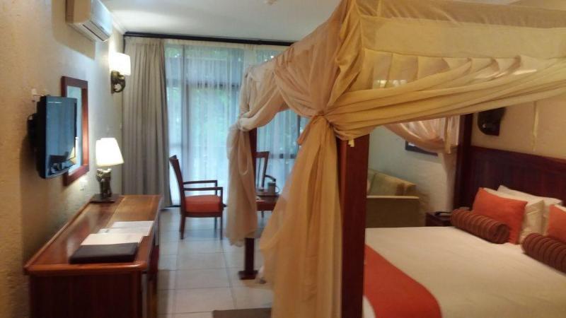 Cresta Mowana Safari Lodge Kasane Kültér fotó